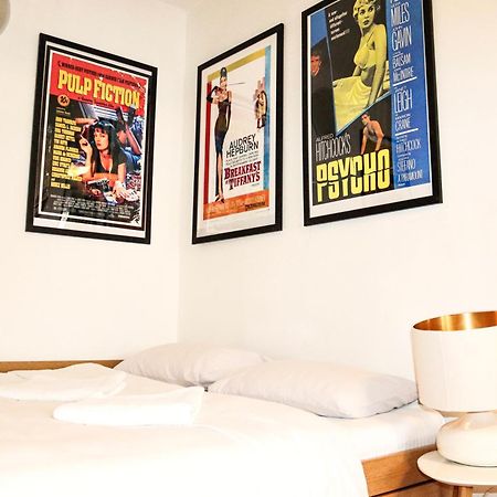 Central Park Hollywood Apartment Bukares Bagian luar foto