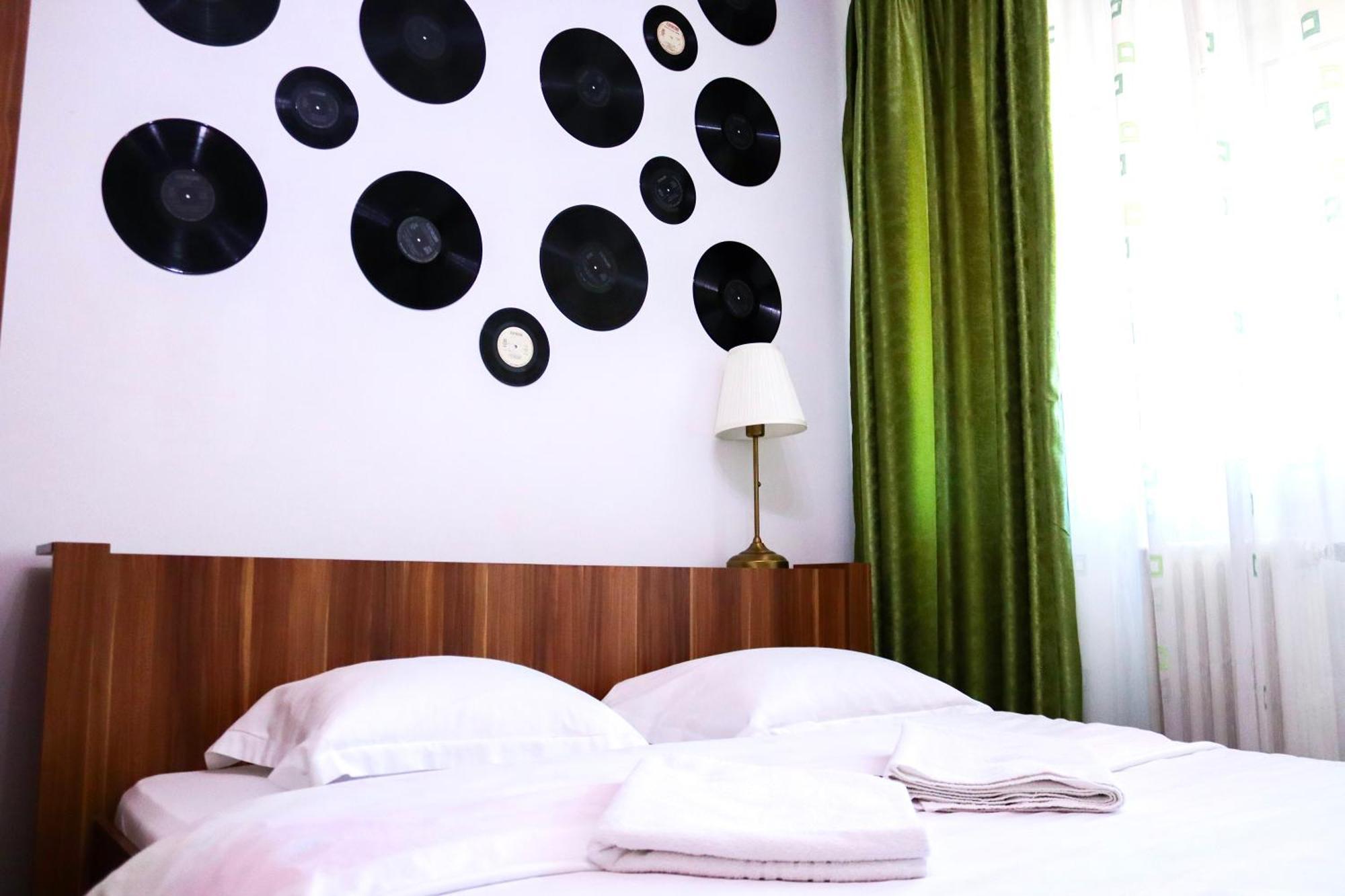 Central Park Hollywood Apartment Bukares Bagian luar foto
